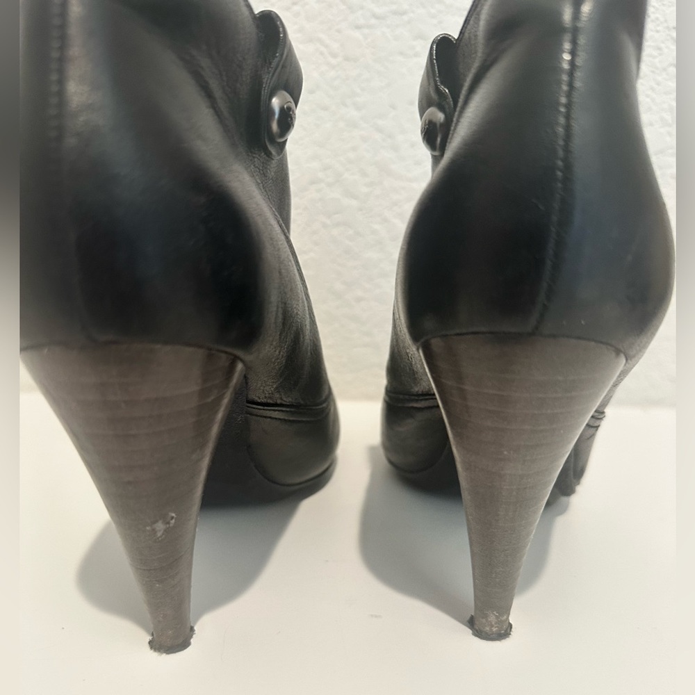 COACH Aliza Black Leather Ankle Boot Booties Size 8 - Picture 8 of 11